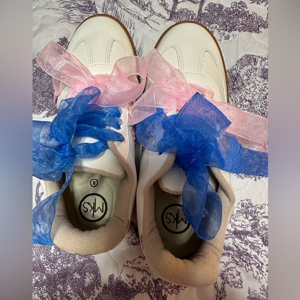 MKS Women’s Shoes Size 8 White With Floral Pattern on Side & Heel Organza Laces - Picture 5 of 6
